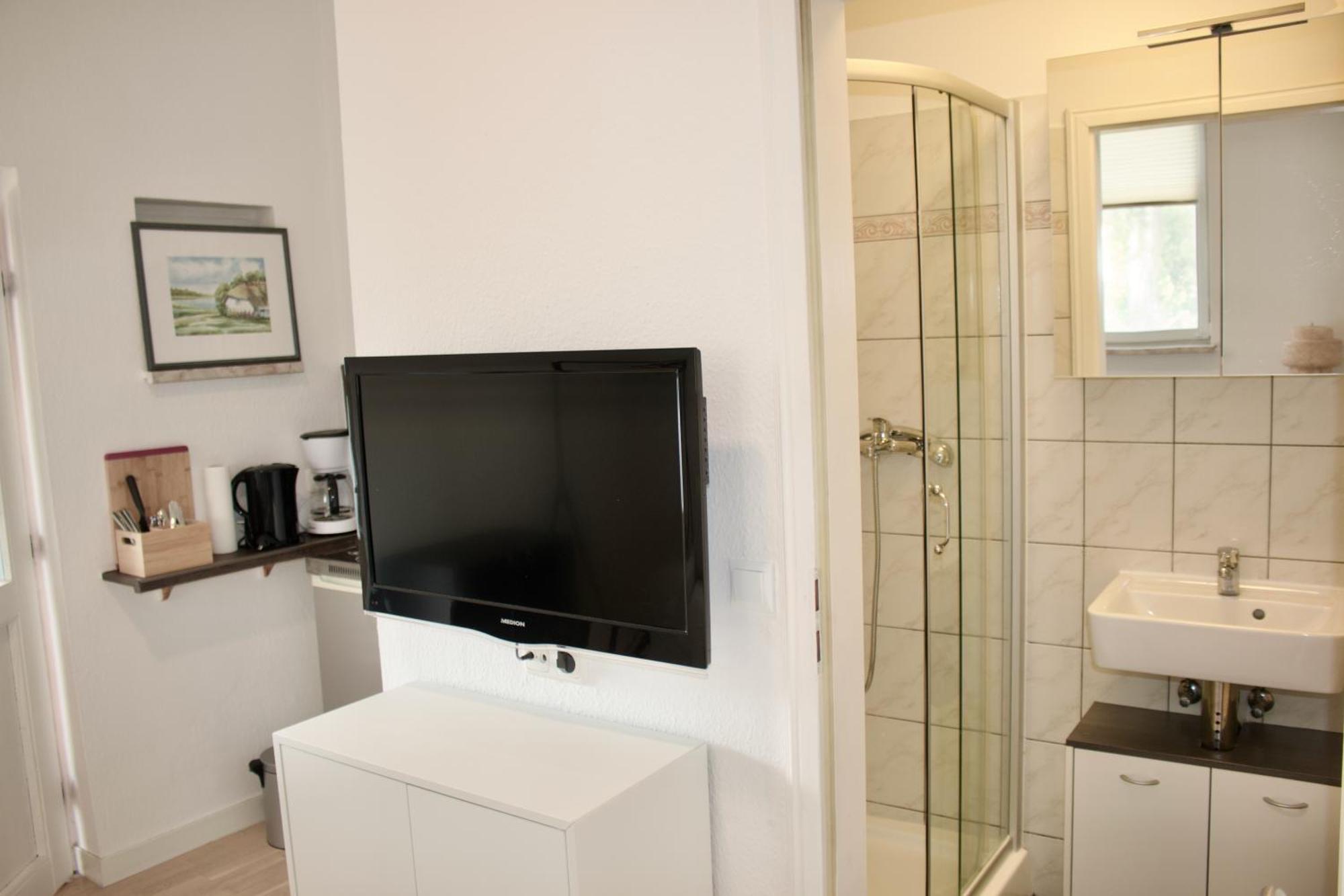 Kleines Aber Feines Apartment In Zentraler Lage - Strandvogtei Sellin Bagian luar foto