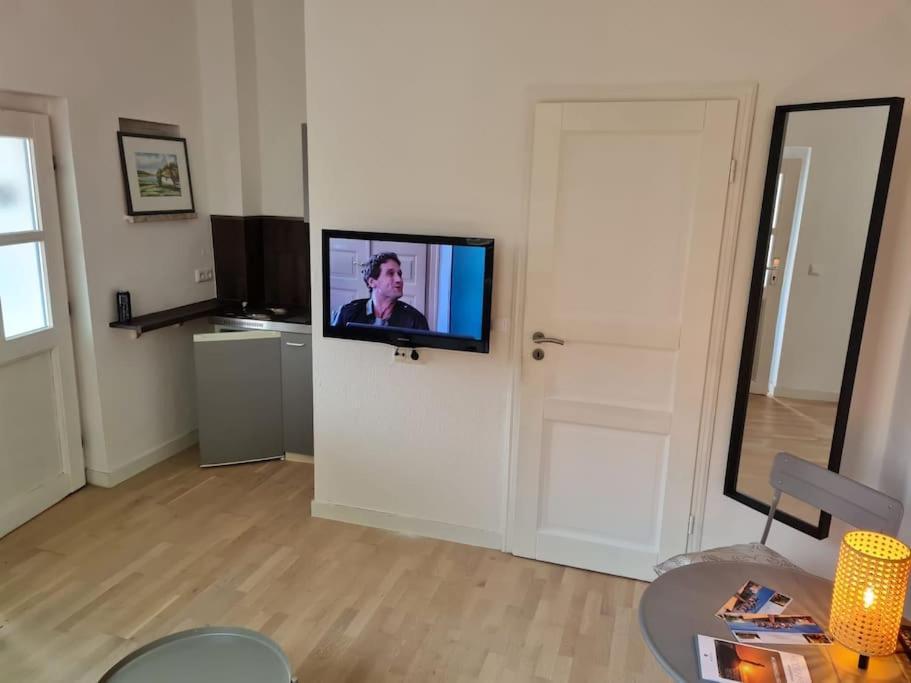 Kleines Aber Feines Apartment In Zentraler Lage - Strandvogtei Sellin Bagian luar foto